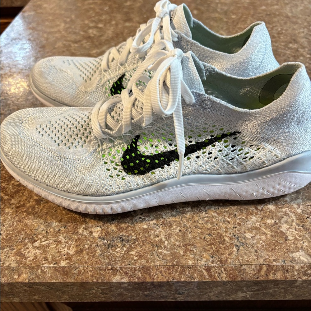 Nike Free RN Flyknit Women's White and Black Shoes